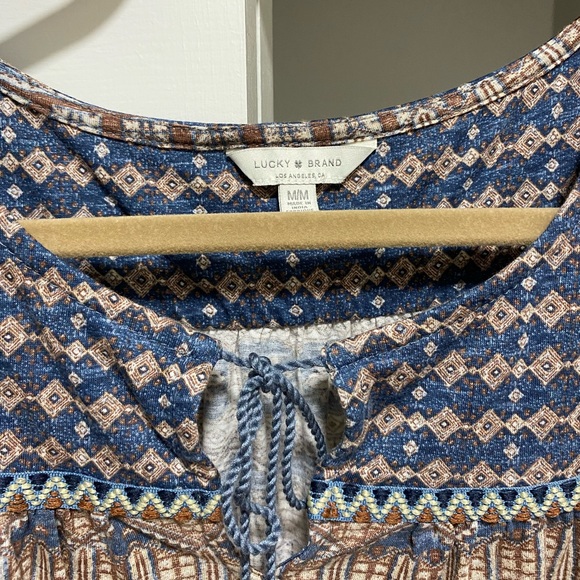 Sleeveless Diamond Pattern Top - Picture 8 of 8